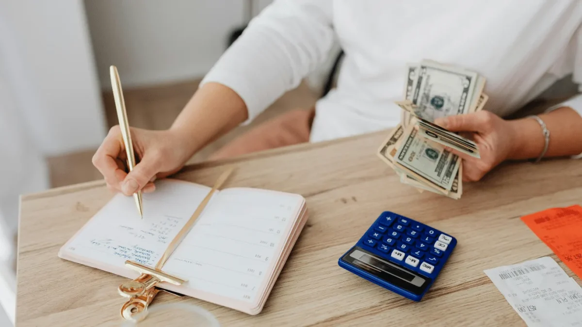 Cashflow planning with financial coaching and Monarch money app support